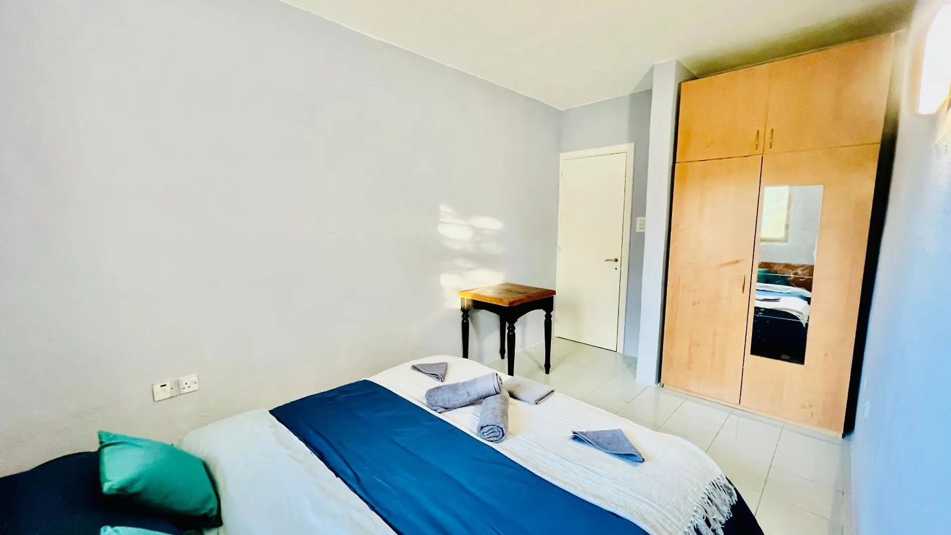 Budget Friendly 2 Bedroom Apartment In The Heart Of St Julians, Paceville Saint Julian's 0*,  マルタ