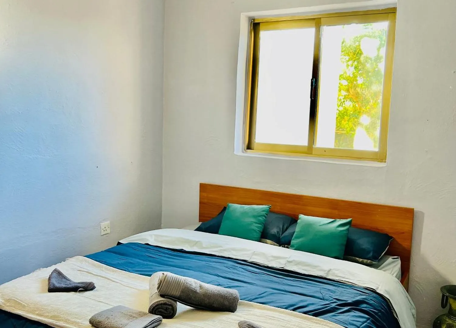 Budget Friendly 2 Bedroom Apartment In The Heart Of St Julians, Paceville Saint Julian's