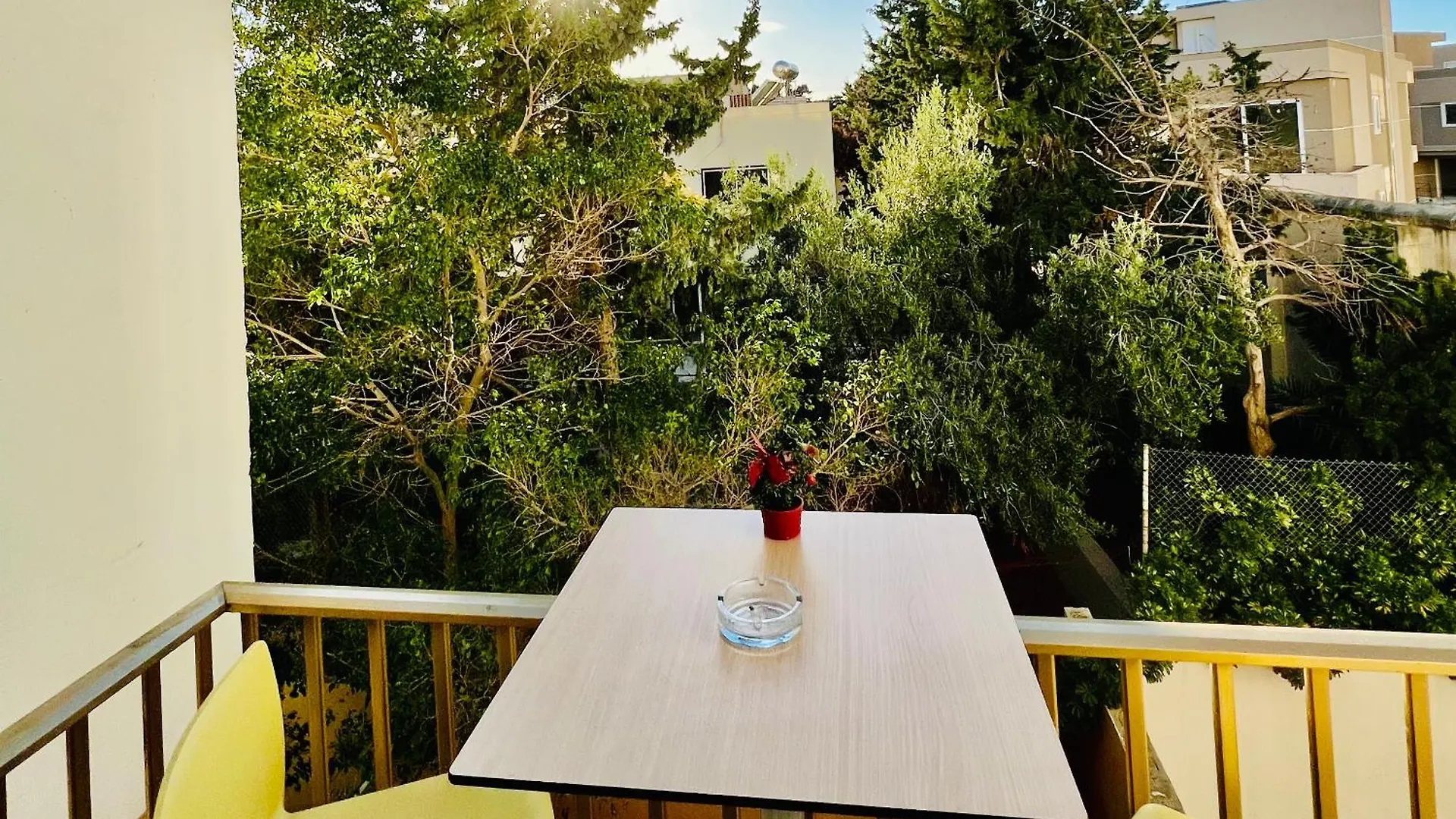 Budget Friendly 2 Bedroom Apartment In The Heart Of St Julians, Paceville Saint Julian's